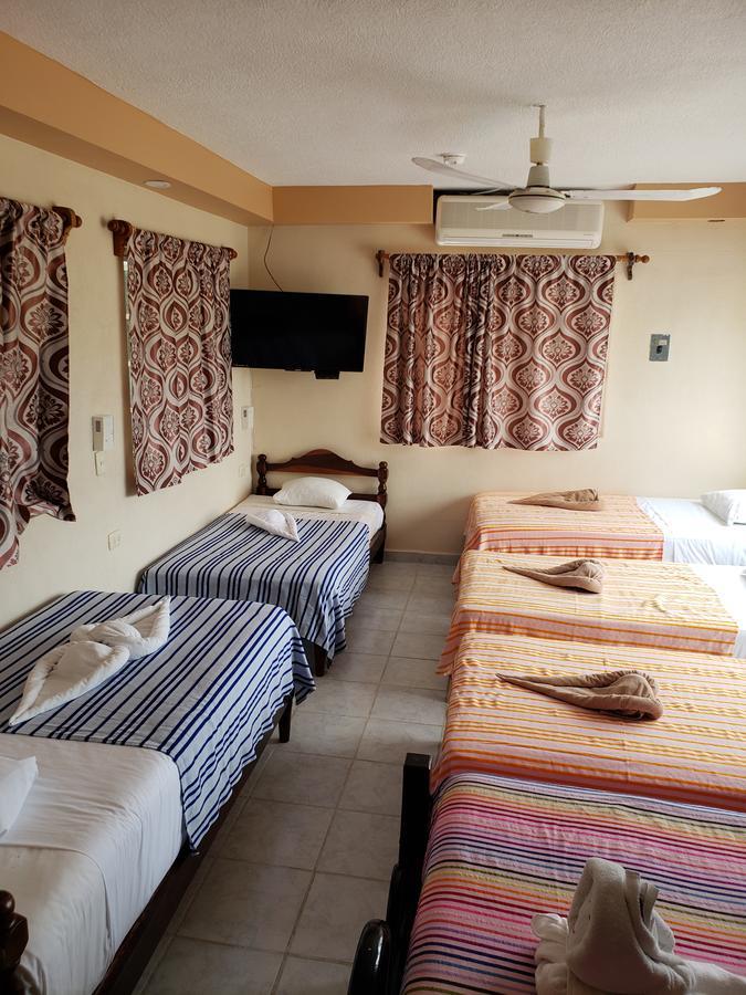 Hotel Cuarto Camino פלאייה דל כרמן מראה חיצוני תמונה